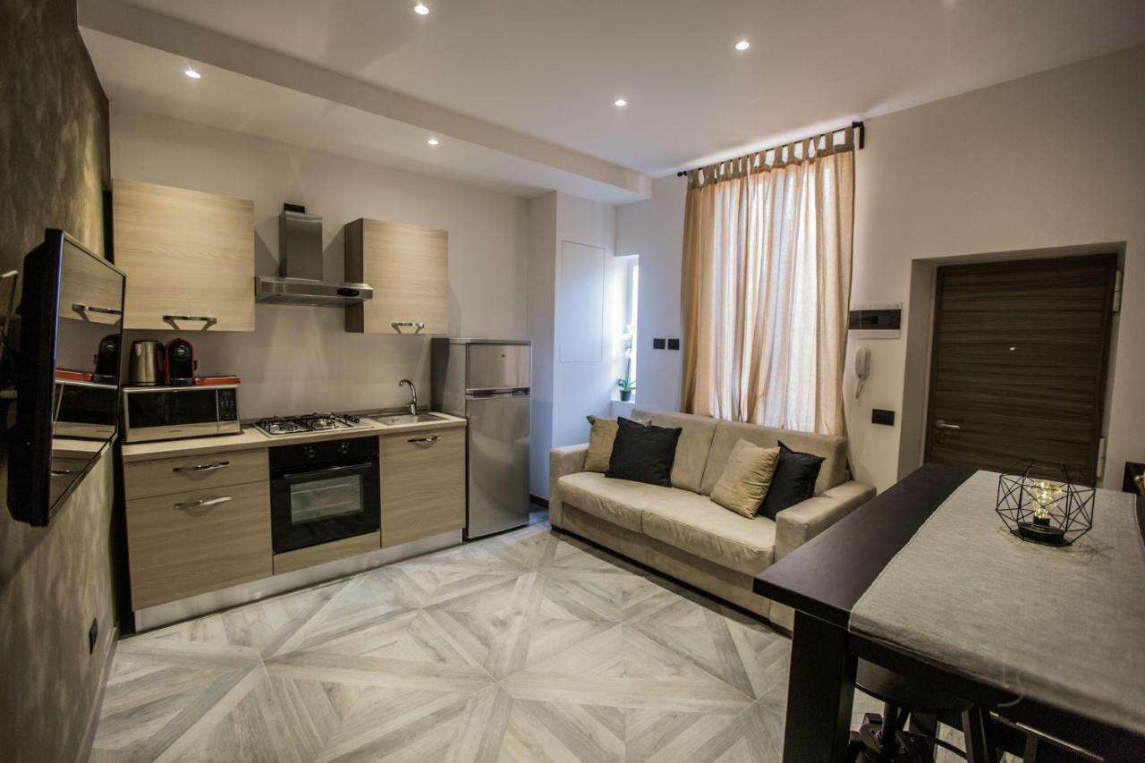 Castle Apartment Near Duomo Milan Extérieur photo